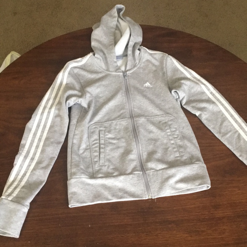 i’m selling an adidas sweater! it’s been amazing!
